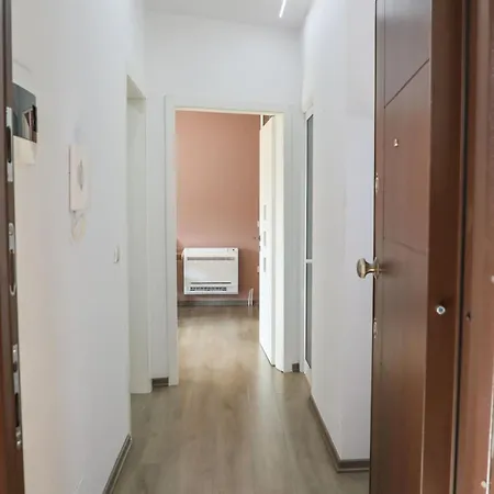 Pave Boutique Apartment! Your Cozy In